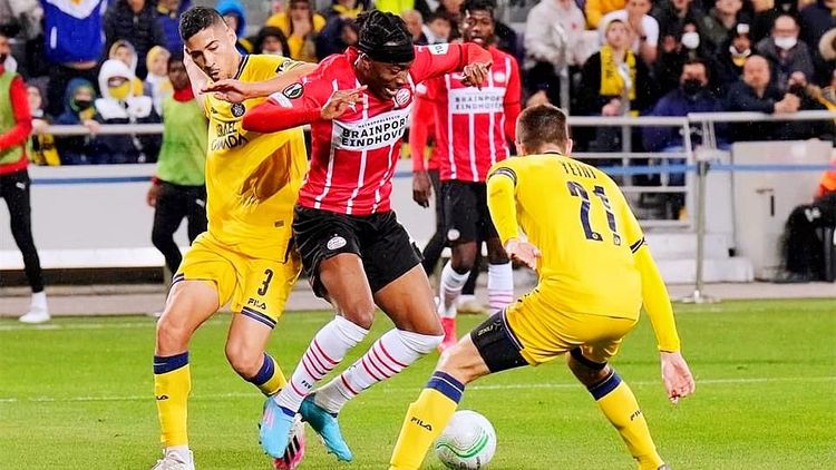 两名可以看 两名可以看